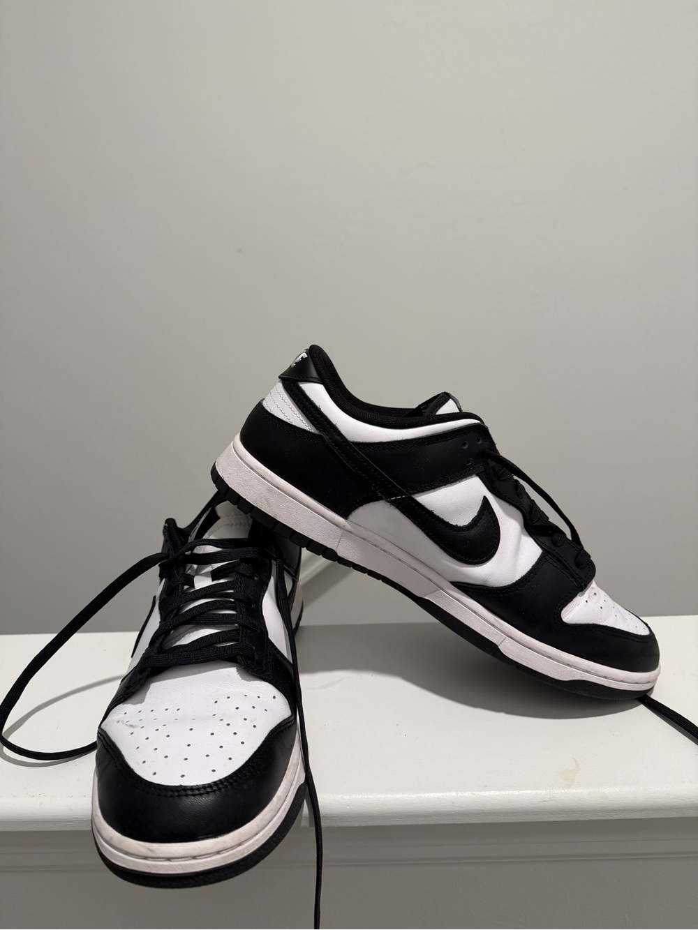 Nike Dunk Low Metro - Panda Dunks